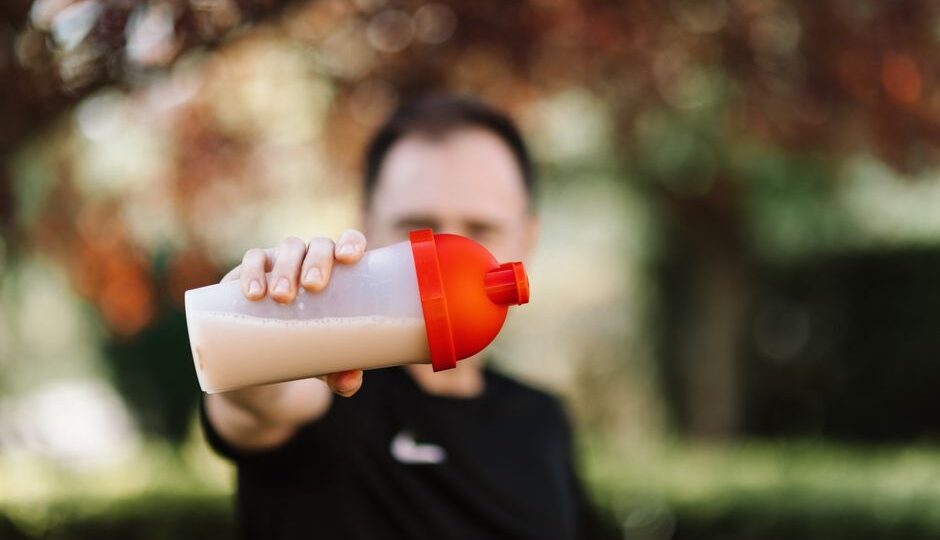 The Rise of Protein Blending: Crafting Your Perfect Nutritional Powerhouse in 2026